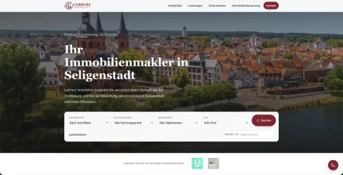 Startseite von Lebherz Immobilien mit Stadtpanorama, Immobiliensuche und Kontaktführung